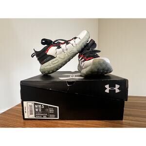 Under Armour Summit Fat Tire Cuff HOVR Stone Jet Gray 3022945-101 Mens Size 10.5